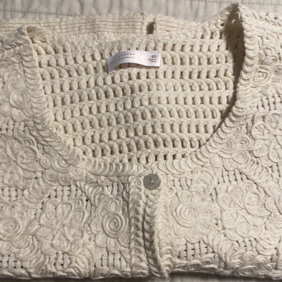 LC Lauren Conrad Crochet Vest - Picture 3 of 3